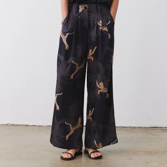 Ruti Front Pleat Wide Leg Pants in Jungle Cheetah - Picture 6 of 8